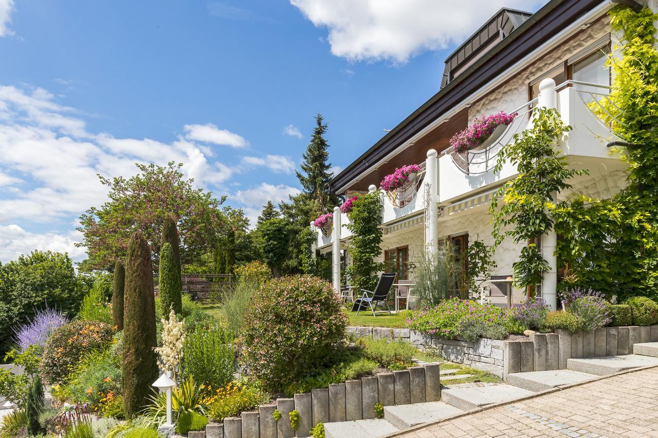 Gaestehaus Anita ガイリンゲン エクステリア 写真
